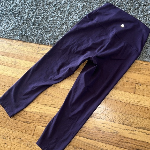 Yogalicious Lux Purple Leggings Size Medium - Picture 6 of 7